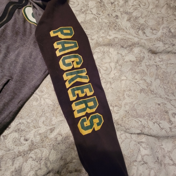 Green Bay Packers Hoodie - Picture 4 of 5